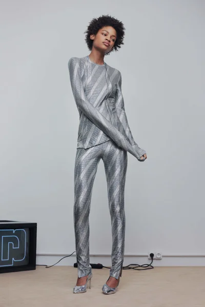 Look 9